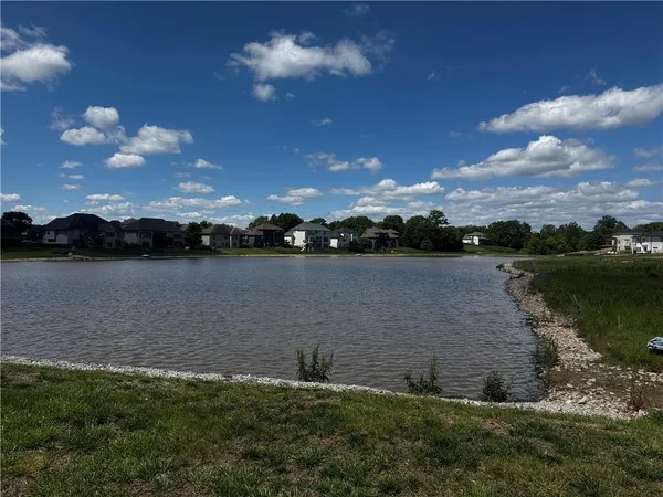 $115,000 | Cayhill Lot 216 Cayhill Larson Avenue, Warrensburg, MO 64093