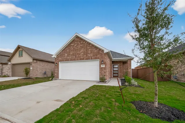 $279,821 | 2915 Copper Fls Drive, Iowa Colony, TX 77583