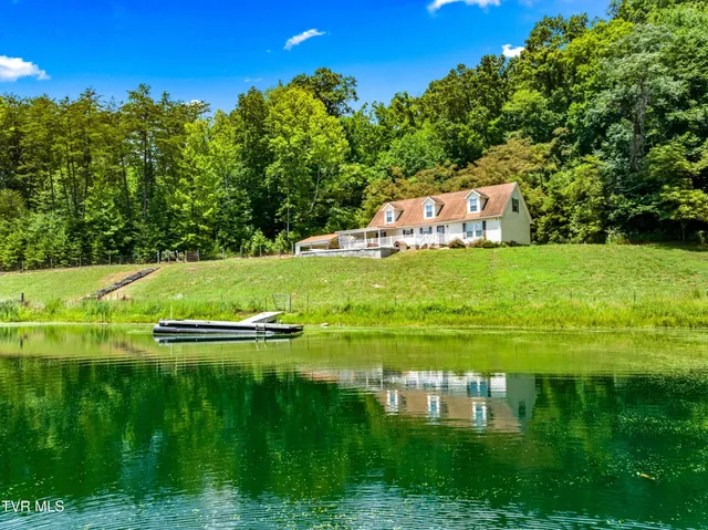 $724,500 | 9514 Highway 11W, Mooresburg, TN 37811