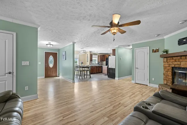 $724,500 | 9514 Highway 11W, Mooresburg, TN 37811