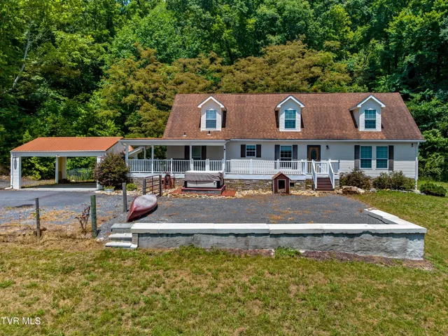 $724,500 | 9514 Highway 11W, Mooresburg, TN 37811