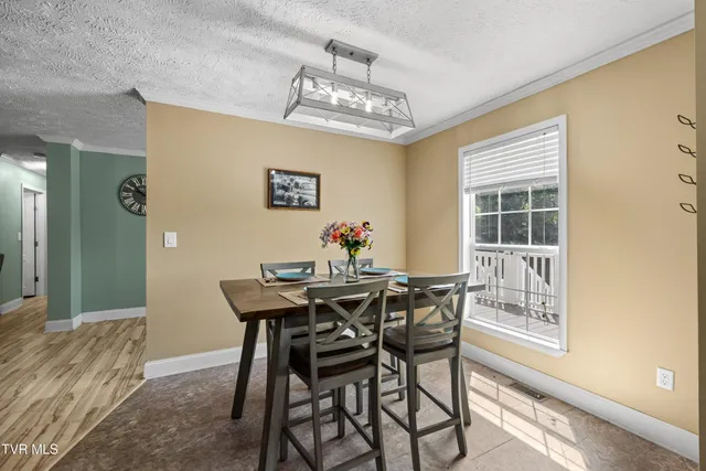 $724,500 | 9514 Highway 11W, Mooresburg, TN 37811