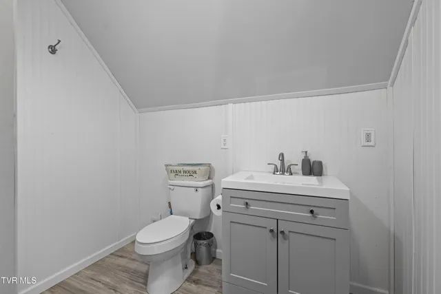 $724,500 | 9514 Highway 11W, Mooresburg, TN 37811