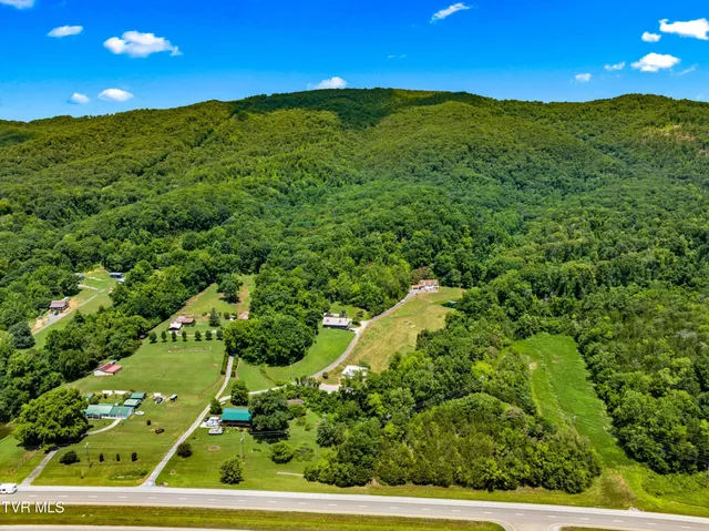 $724,500 | 9514 Highway 11W, Mooresburg, TN 37811