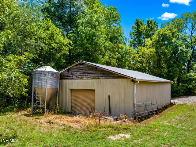 $724,500 | 9514 Highway 11W, Mooresburg, TN 37811