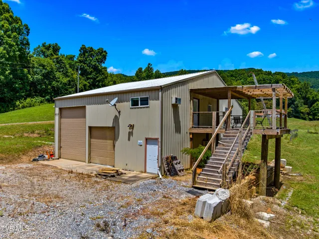 $724,500 | 9514 Highway 11W, Mooresburg, TN 37811