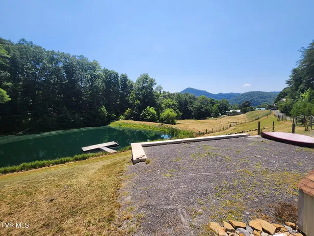 $724,500 | 9514 Highway 11W, Mooresburg, TN 37811