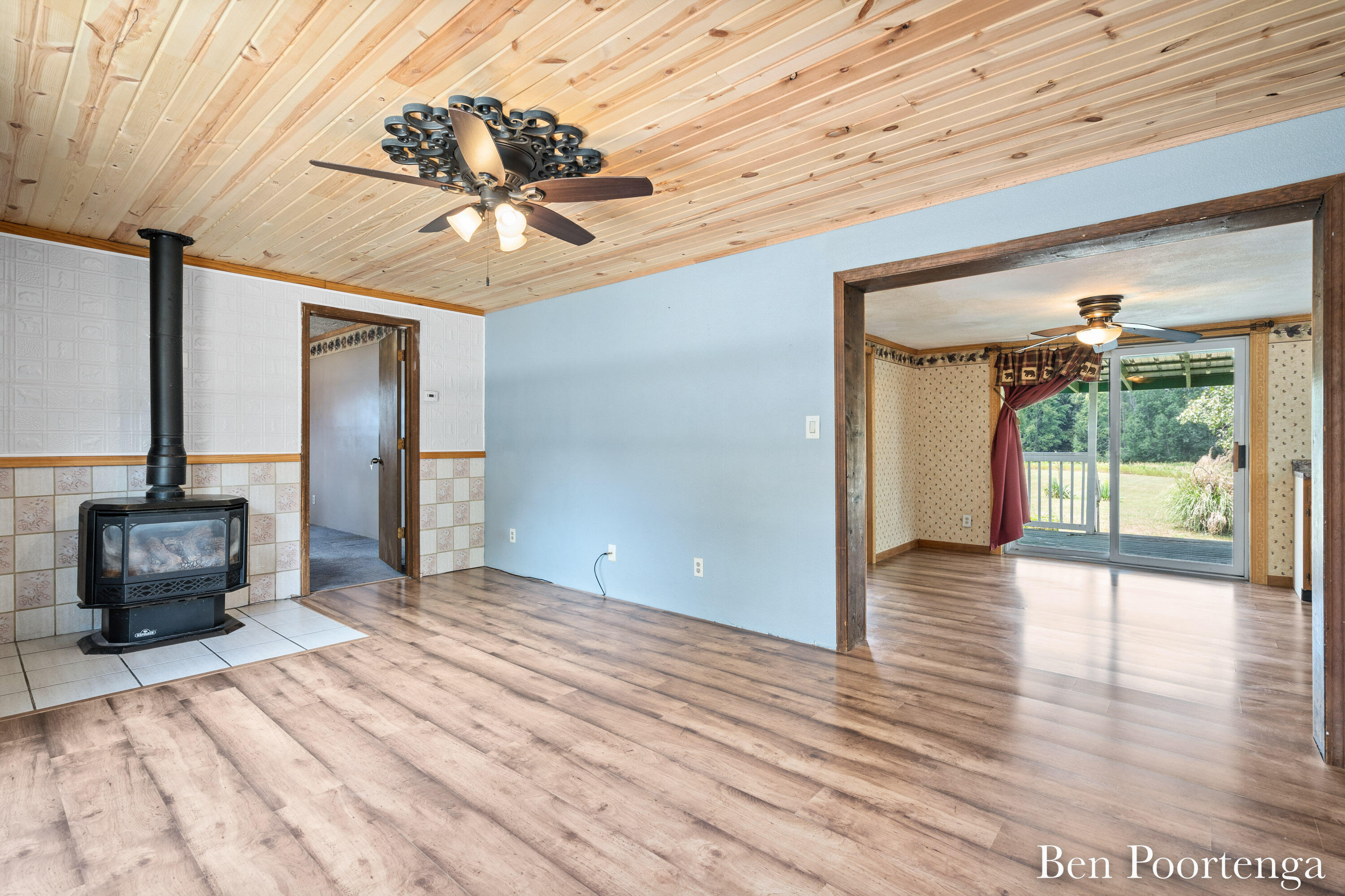 4504 South Miles Road Sheridan, MI 48884 - Photo 4 of 22 012-4504 Miles-12