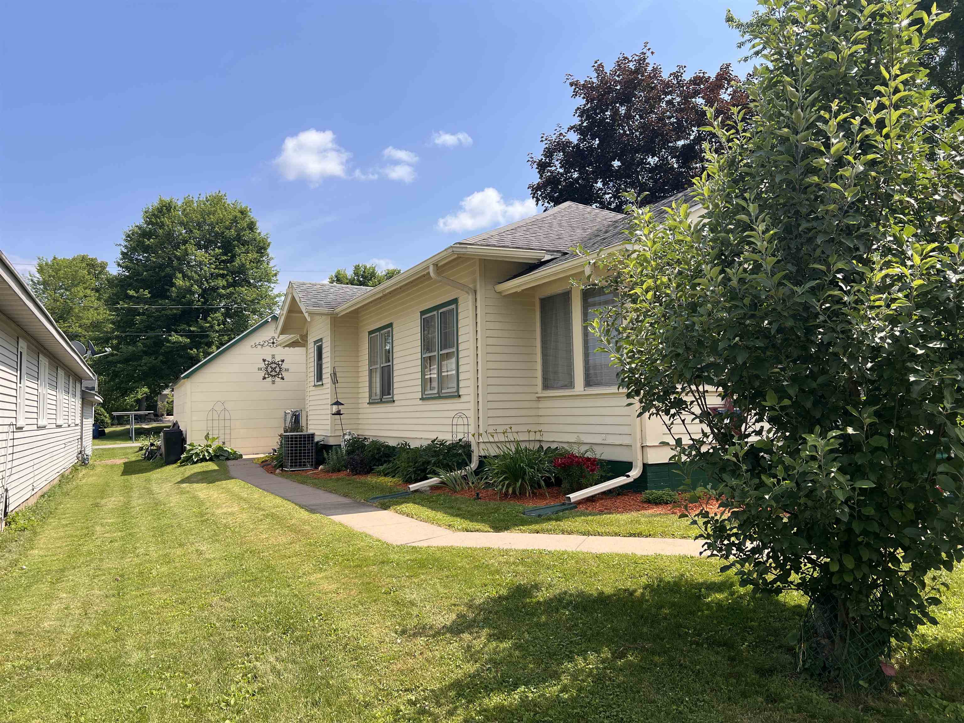 204 3rd Street Mosinee, WI 54455 - Photo 3 of 4