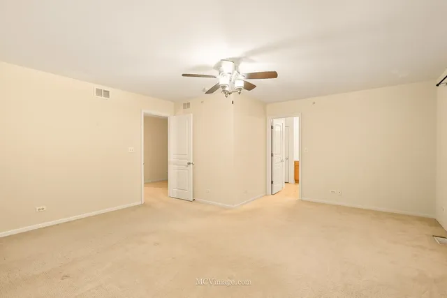 $395,000 | 1463 Yellowstone Drive, Streamwood, IL 60107