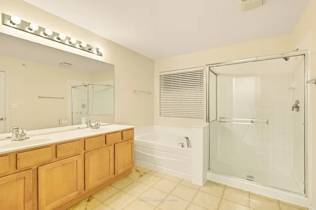 $395,000 | 1463 Yellowstone Drive, Streamwood, IL 60107