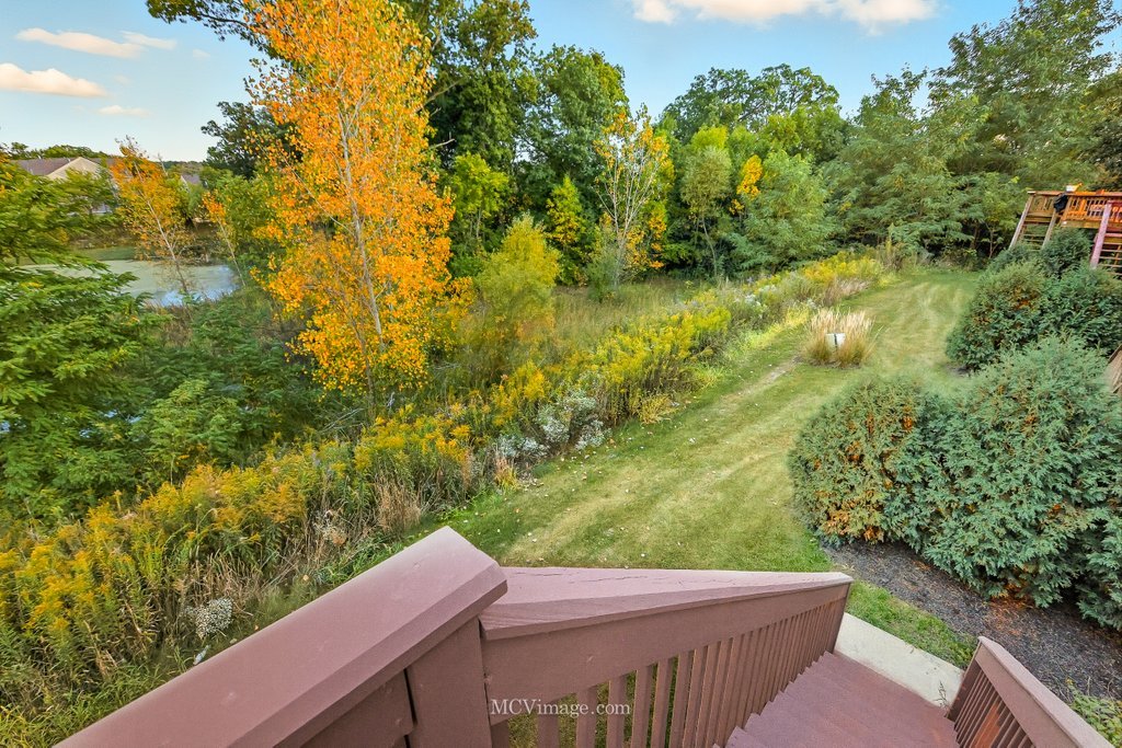 1463 Yellowstone Drive Streamwood, IL 60107 - Photo 27 of 33