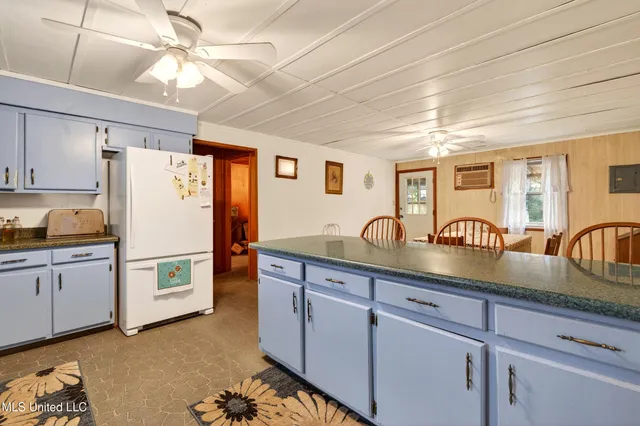 $158,900 | 386 Old Highway 26 East, Perkinston, MS 39573