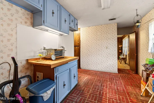 $158,900 | 386 Old Highway 26 East, Perkinston, MS 39573