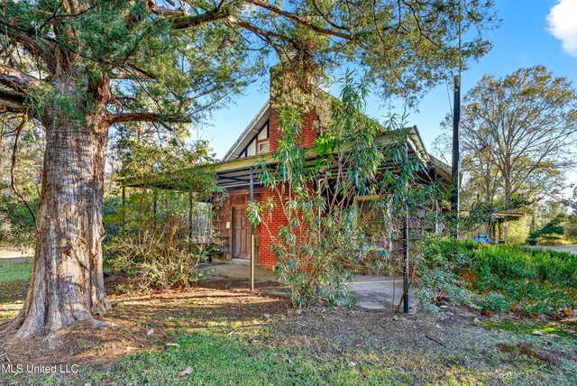 $158,900 | 386 Old Highway 26 East, Perkinston, MS 39573