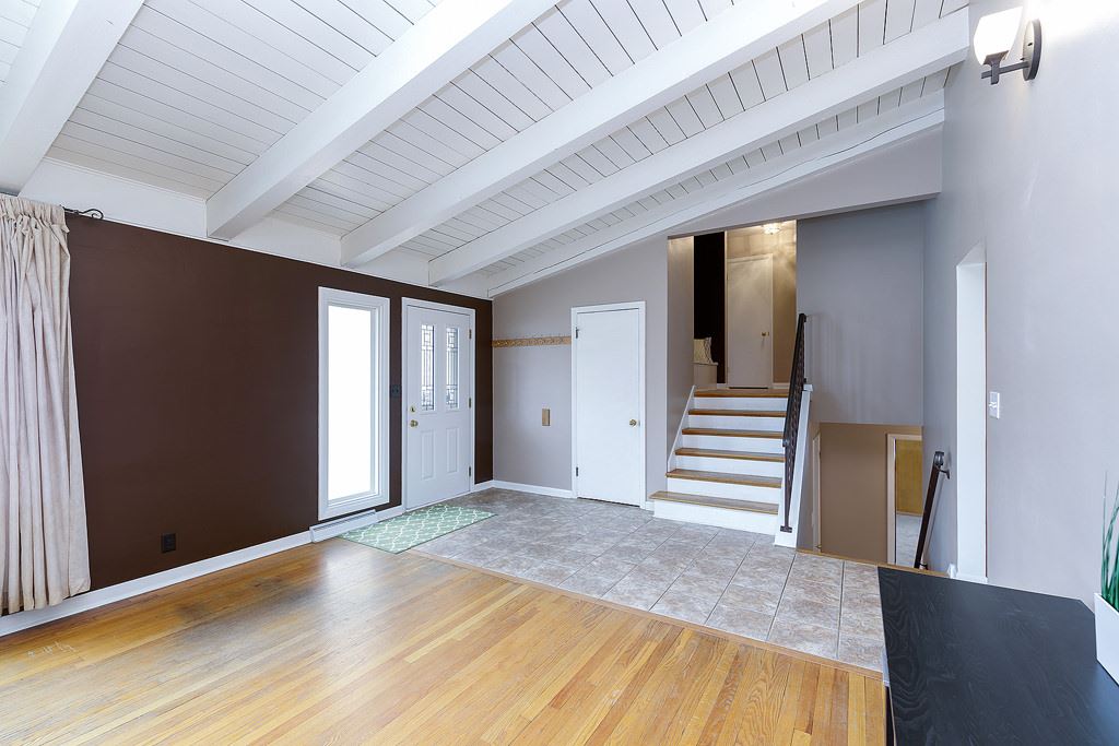 9 Watch Hill Road Rock Island, IL 61201 - Photo 7 of 24 Gallery Image 7