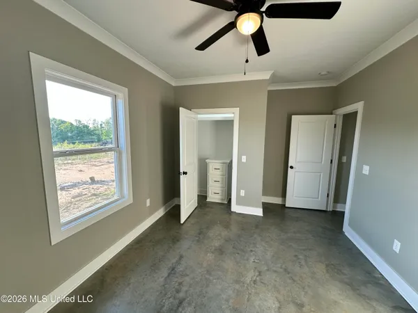 $305,660 | 786 Clyde B Road, Walnut Grove, MS 39189