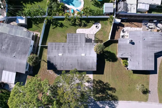 $365,000 | 8822 Bay Street Northeast, St. Petersburg, FL 33702