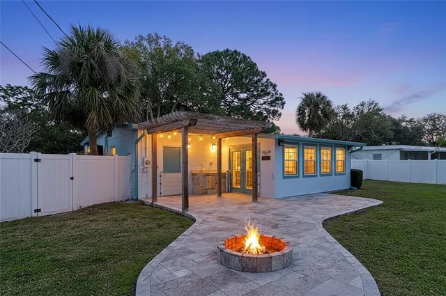 $365,000 | 8822 Bay Street Northeast, St. Petersburg, FL 33702