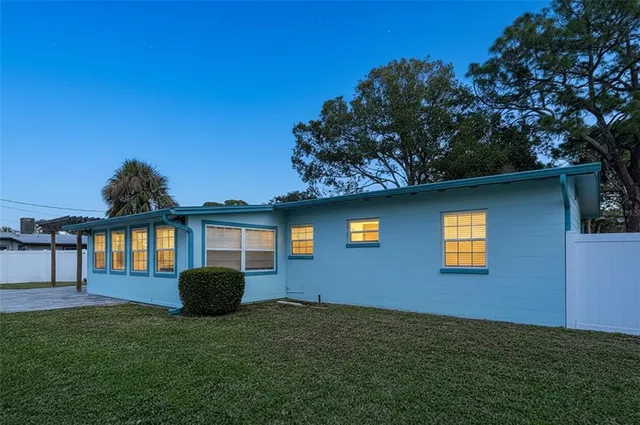 $365,000 | 8822 Bay Street Northeast, St. Petersburg, FL 33702