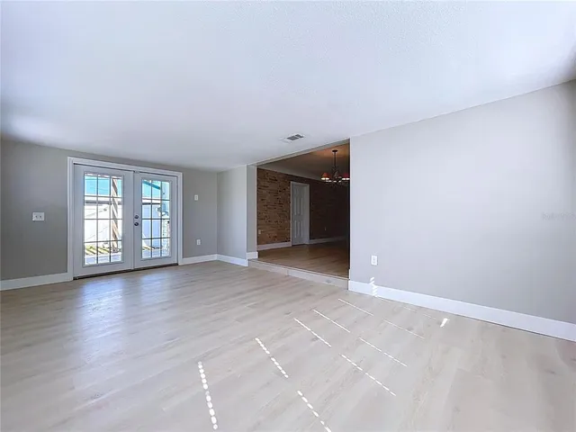 $365,000 | 8822 Bay Street Northeast, St. Petersburg, FL 33702