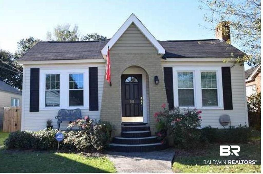 202 Kenan Street Mobile, AL 36606 - Photo 1 of 8