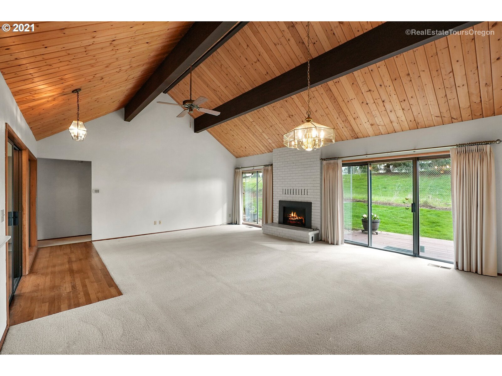 7972 Southwest Scholls Ferry Road Beaverton, OR 97008 - Photo 6 of 25 Gallery Image 6