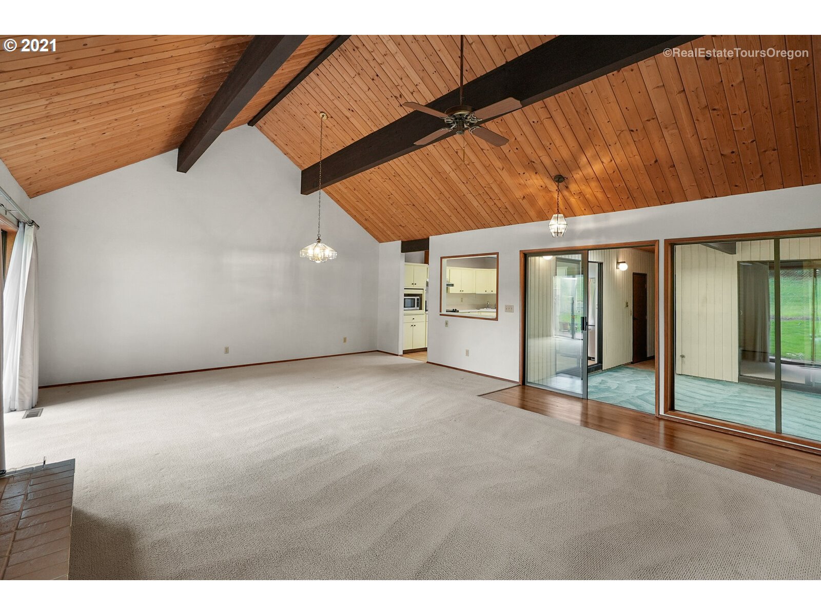 7972 Southwest Scholls Ferry Road Beaverton, OR 97008 - Photo 7 of 25 Gallery Image 7