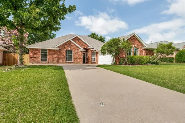 $424,990 | 2110 Chrisman Trail, Mansfield, TX 76063