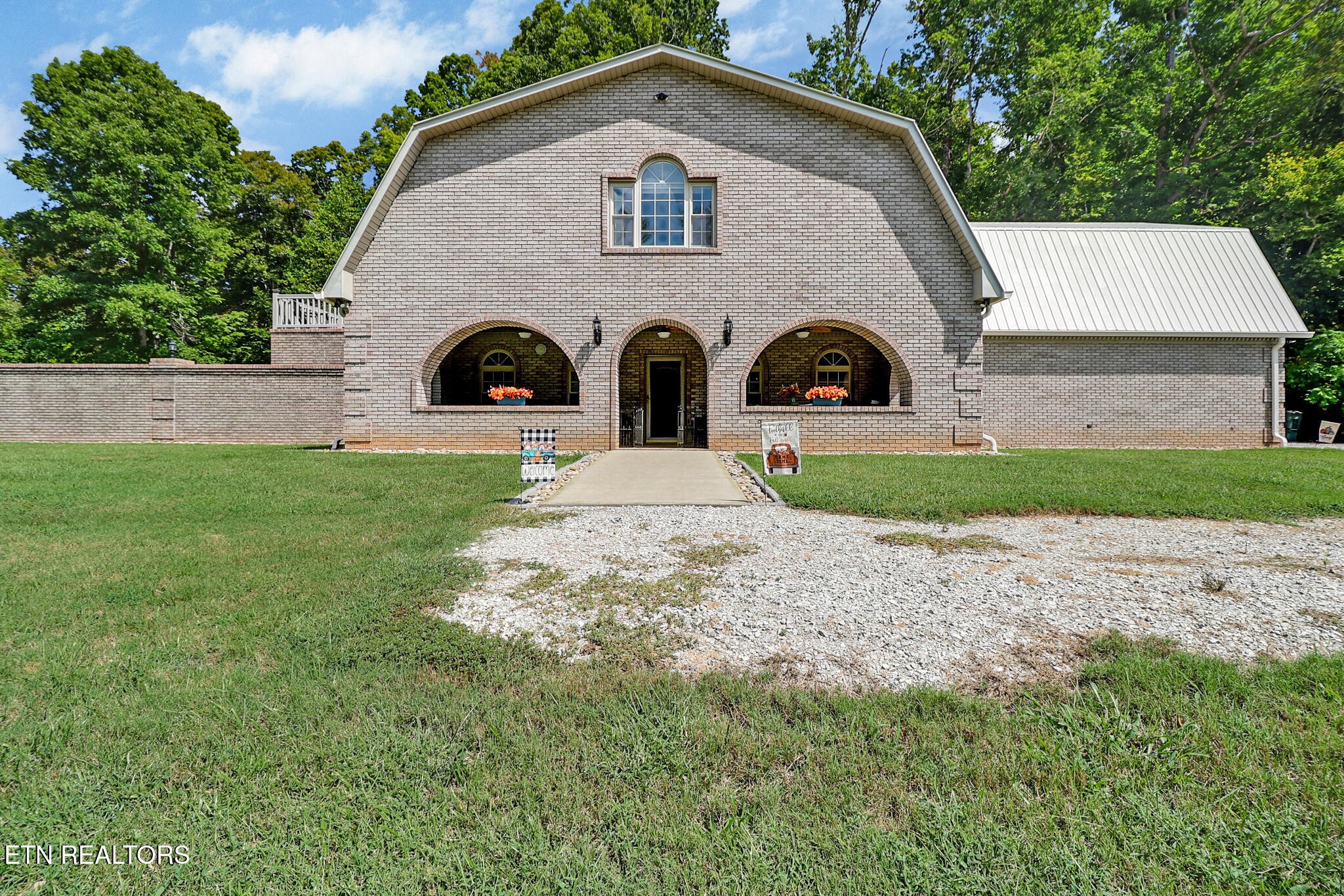 2705 Lick Creek Road Pall Mall, TN 38577 - Photo 6 of 55 Gallery Image 6