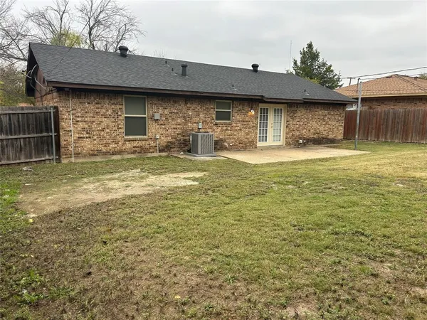 $1,950 | 1105 Saturn Drive, Cedar Hill, TX 75104