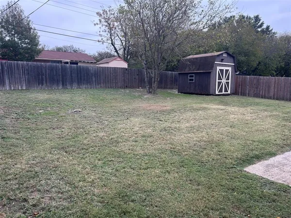 $1,950 | 1105 Saturn Drive, Cedar Hill, TX 75104