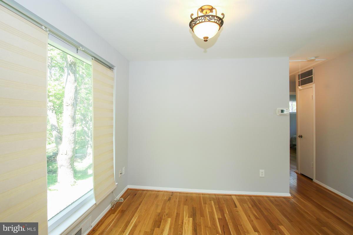 2824 Radius Road Silver Spring, MD 20902 - Photo 10 of 29 Dining Room