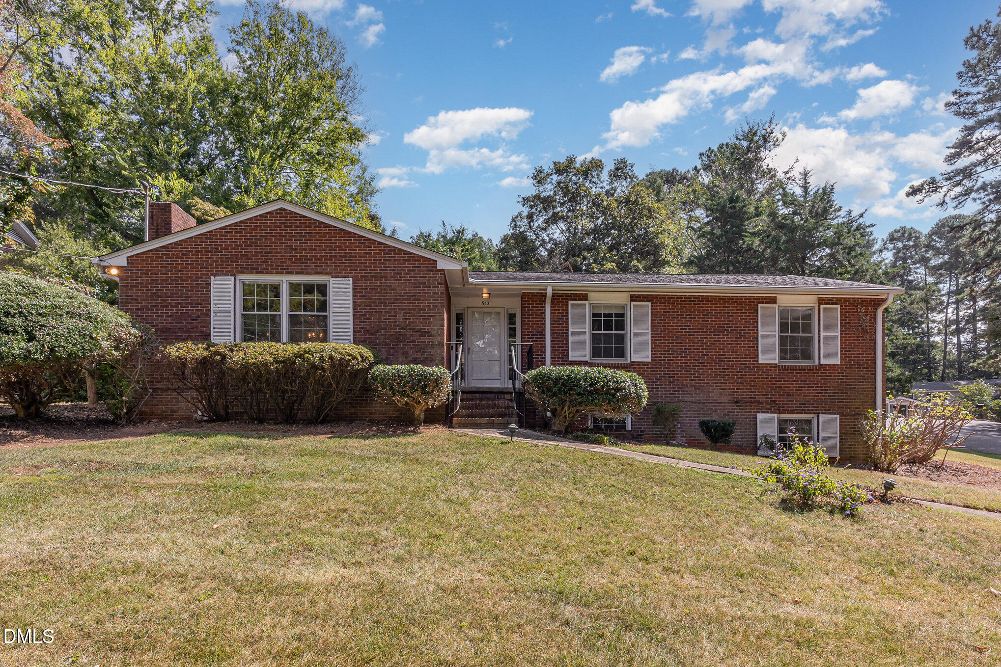 913 Merwin Road Raleigh, NC 27606 - Photo 1 of 28 913 Merwin Road