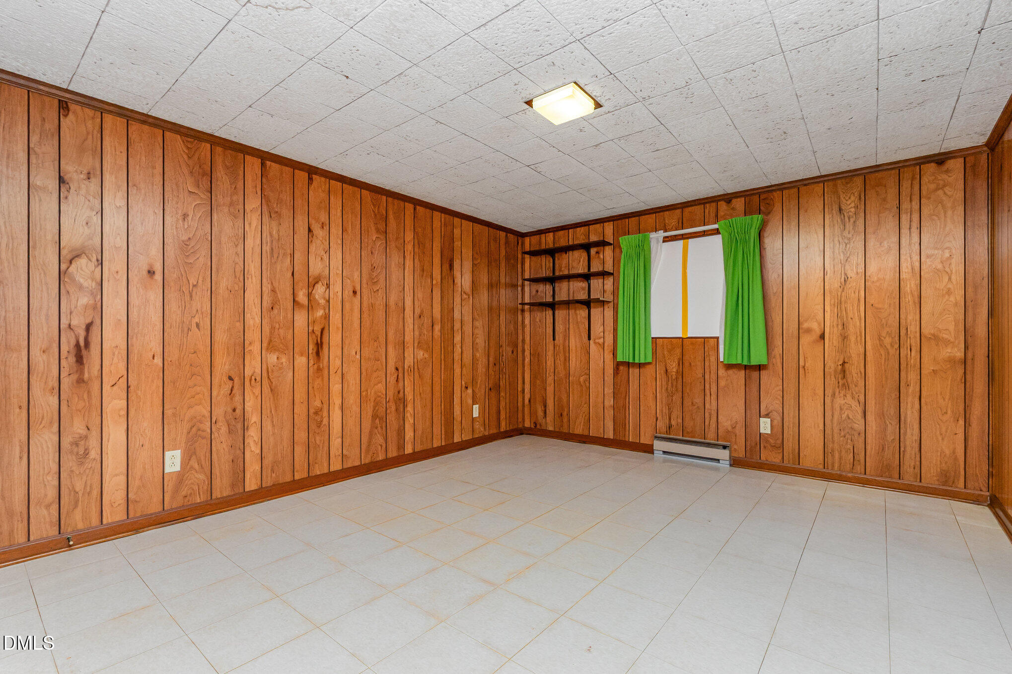 913 Merwin Road Raleigh, NC 27606 - Photo 23 of 28 Basement bedroom