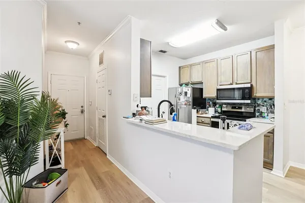 $250,000 | 10125 Courtney Palms Boulevard, Unit 201, Tampa, FL 33619