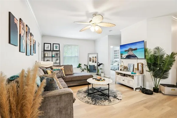 $250,000 | 10125 Courtney Palms Boulevard, Unit 201, Tampa, FL 33619