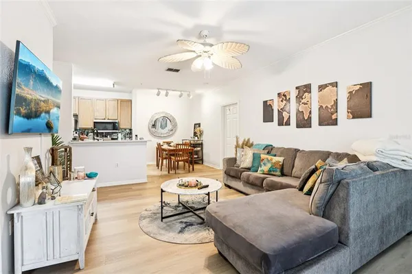 $250,000 | 10125 Courtney Palms Boulevard, Unit 201, Tampa, FL 33619