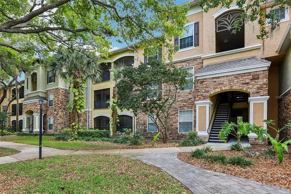 $250,000 | 10125 Courtney Palms Boulevard, Unit 201, Tampa, FL 33619