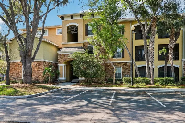 $250,000 | 10125 Courtney Palms Boulevard, Unit 201, Tampa, FL 33619