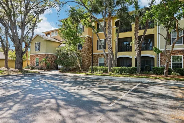 $250,000 | 10125 Courtney Palms Boulevard, Unit 201, Tampa, FL 33619