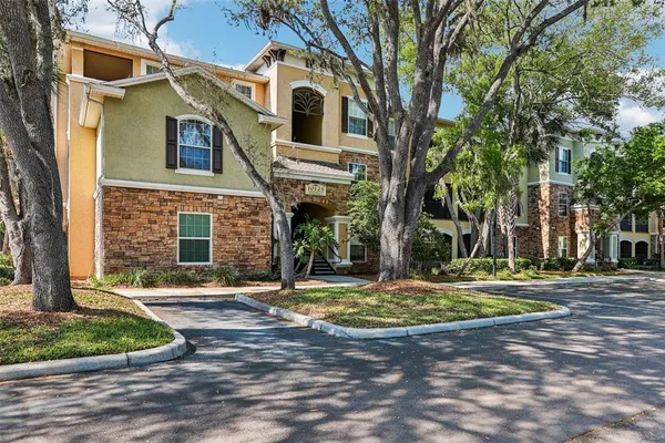 $250,000 | 10125 Courtney Palms Boulevard, Unit 201, Tampa, FL 33619