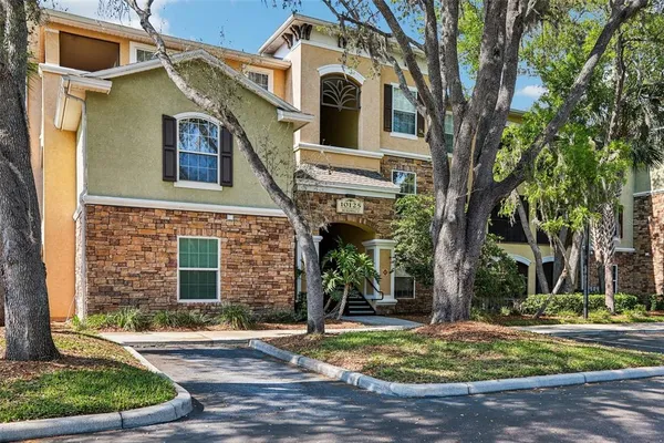 $250,000 | 10125 Courtney Palms Boulevard, Unit 201, Tampa, FL 33619