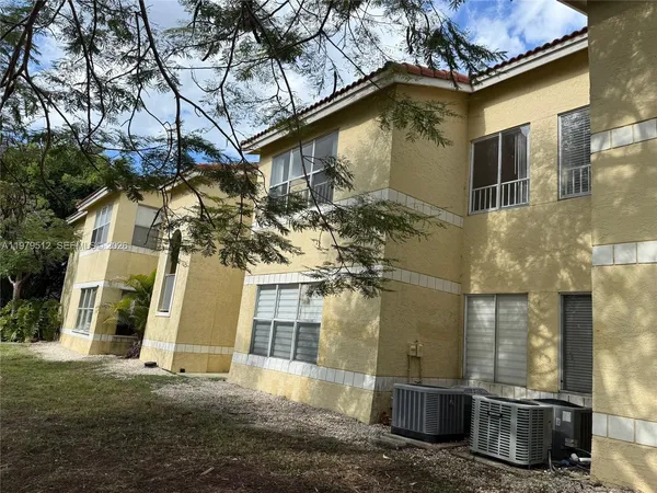 $180,000 | 13090 Vista Isles Drive, Unit 126, Sunrise, FL 33325