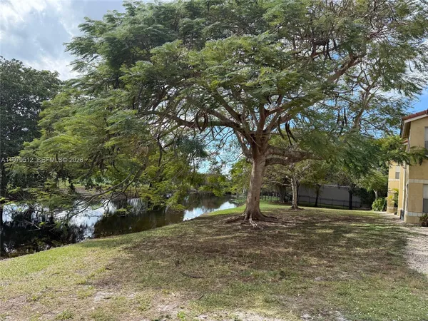 $180,000 | 13090 Vista Isles Drive, Unit 126, Sunrise, FL 33325