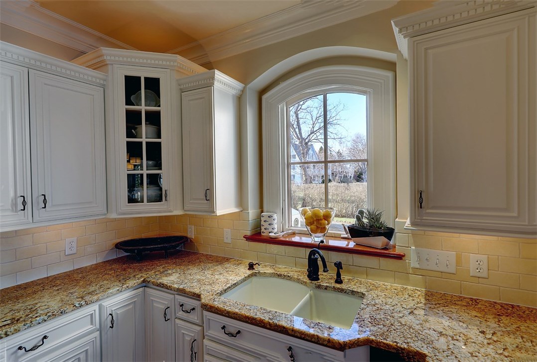 45 Mathewson Road Barrington, RI 02806 - Photo 15 of 40