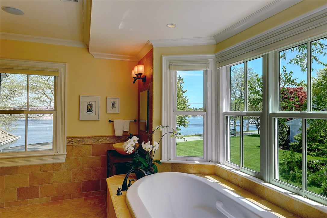 45 Mathewson Road Barrington, RI 02806 - Photo 23 of 40