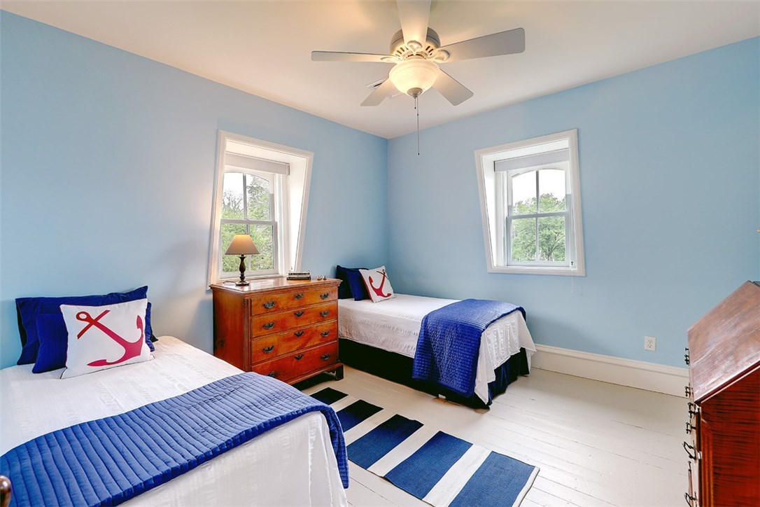 45 Mathewson Road Barrington, RI 02806 - Photo 25 of 40