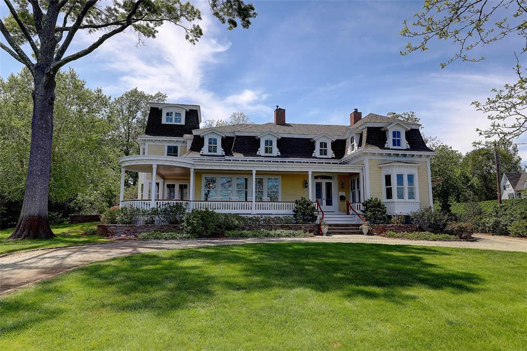 45 Mathewson Road Barrington, RI 02806 - Photo 3 of 40