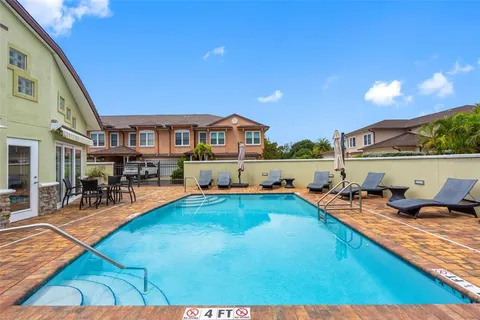 $575,000 | 763 Date Palm Lane, St. Petersburg, FL 33707